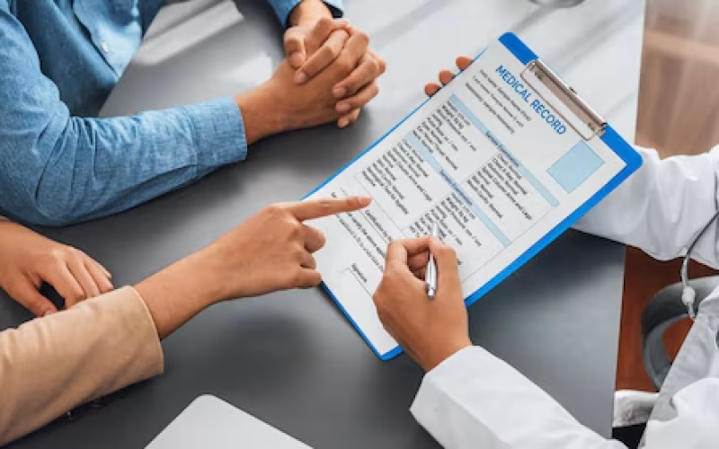 doctor-show-medical-diagnosis-report-providing-compassionate-healthcare-consultation-young-couple-patient-doctor-clinic-office-doctor-appointment-medical-consult-concept-neoteric_31965-214401